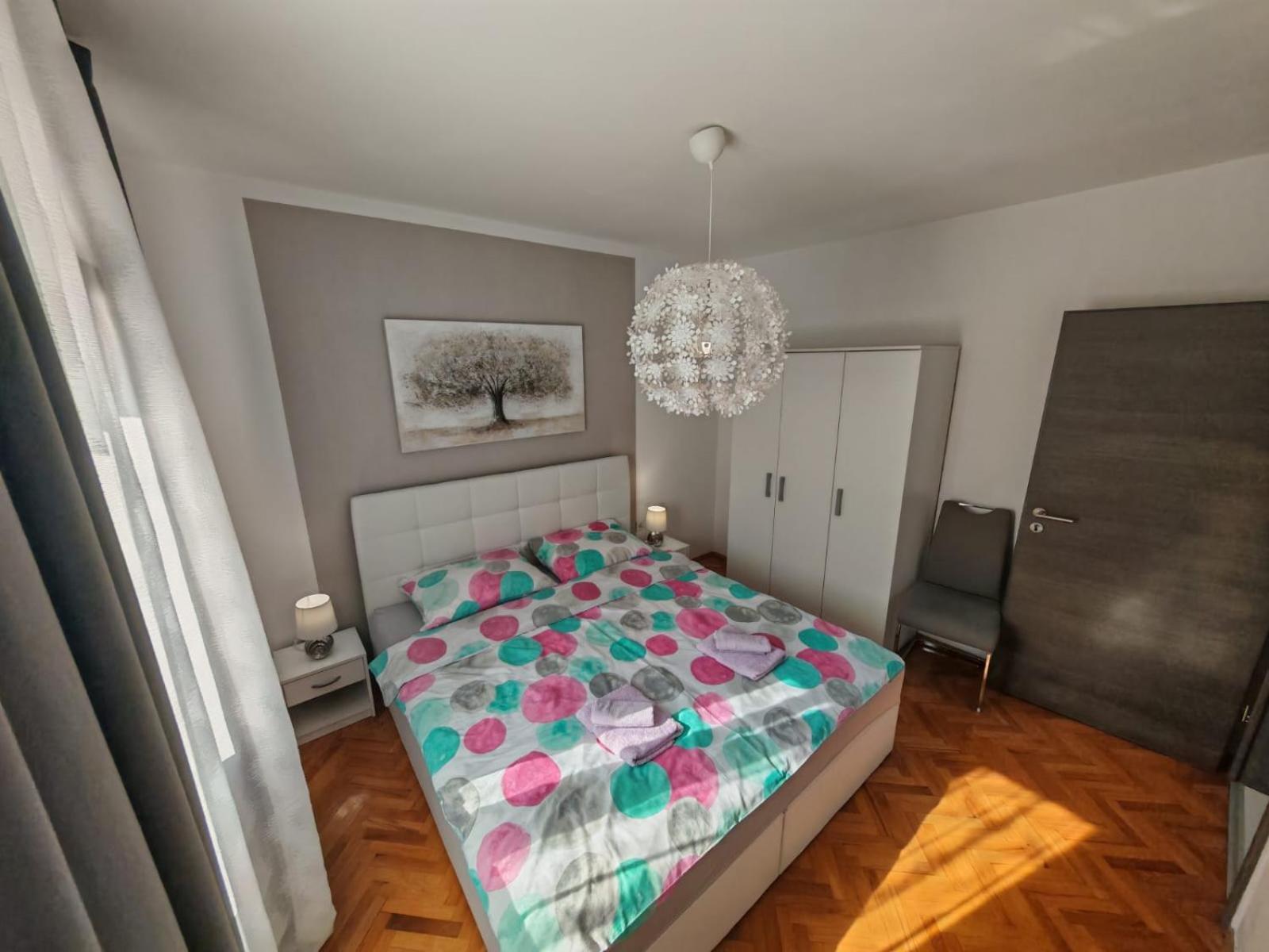 Sun House Apartment Brzac Екстериор снимка