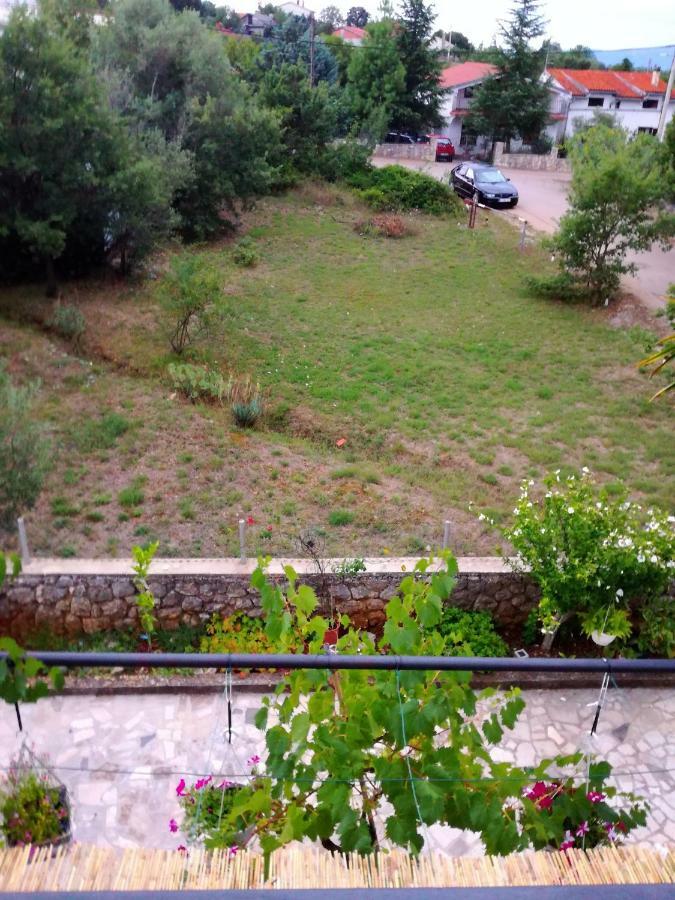 Sun House Apartment Brzac Екстериор снимка